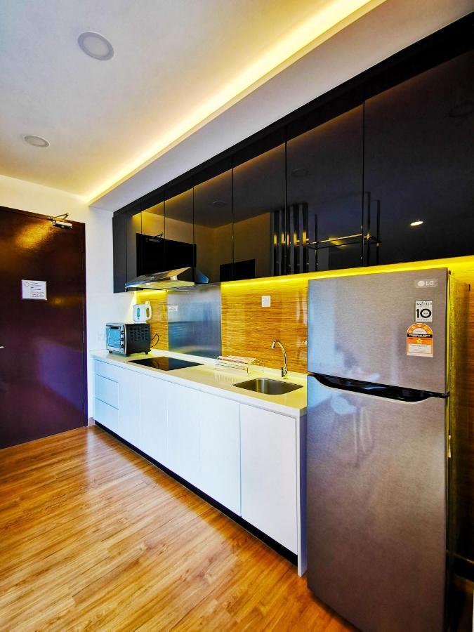 Simfoni Level 39 Superior Designer Studio With 100Mbps Wifi & Netflix Apartment Kampong Baharu Balakong Exterior photo